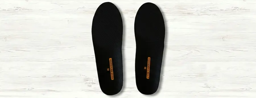 ワークマン『踏み抜き防止インソール』のレビュー写真です。ブログページ全体のレビューのトップ画像です。